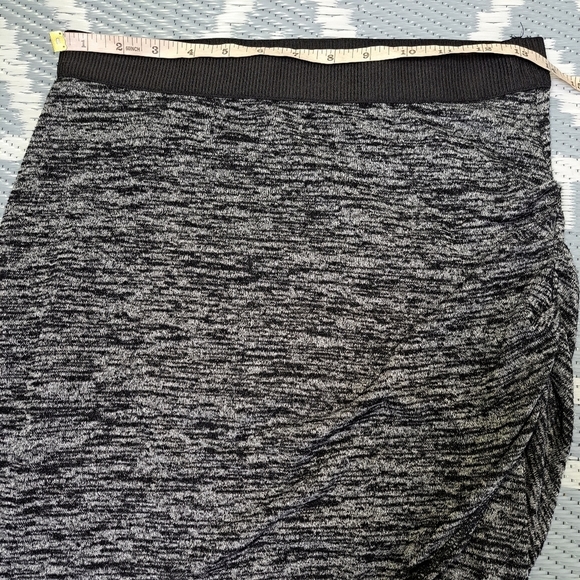 WILFRED Free Tyra Faux Wrap Skirt - Picture 7 of 9